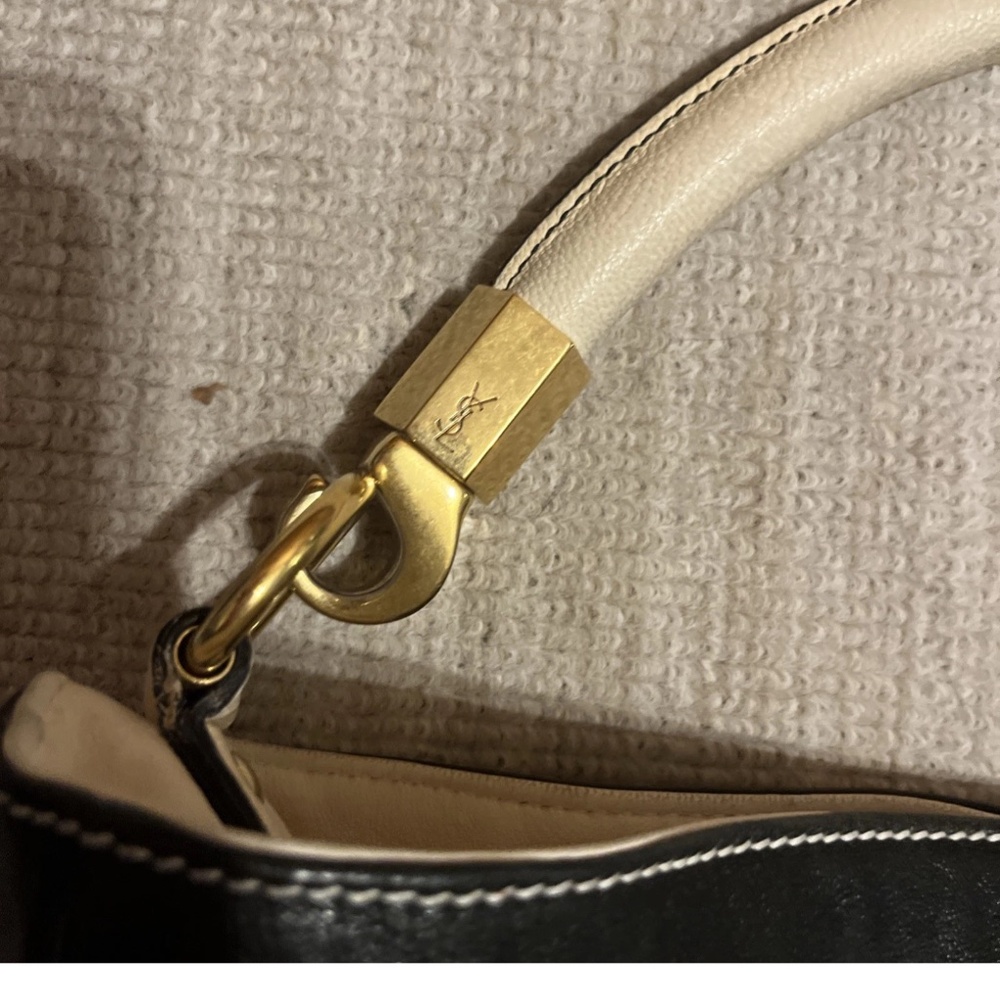 YVES SAINT LAURENT ROADY HOBO BAG LEATHER LARGE - Picture 4 of 14
